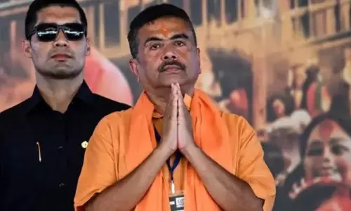 चोरबागान हादसे पर मुख्यमंत्री का ऐलान, परिवारों को मिलेगी सहायता चोरबागान हादसे पर मुख्यमंत्री का ऐलान, परिवारों को मिलेगी सहायता