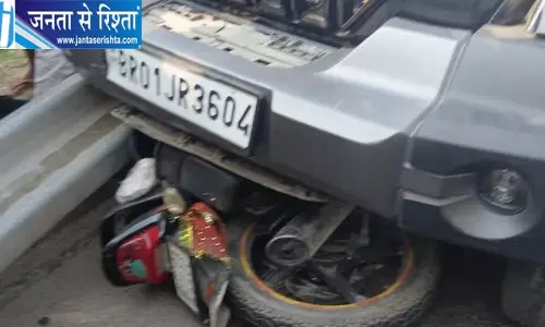दुर्गा मेला देखकर लौट रहे पिता-पुत्र समेत तीन की दर्दनाक मौत