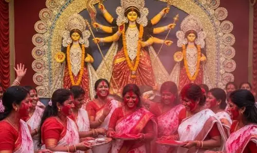 पूजा-पाठ में क्यों गूंजती है उलू ध्वनि? जानिए इसके पीछे की खास परंपरा