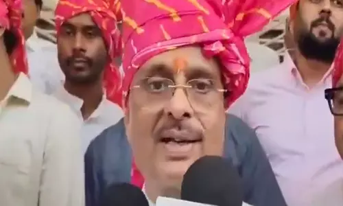 लखनऊ में विजयादशमी की धूम शस्त्र पूजा में शामिल हुए दिनेश शर्मा
