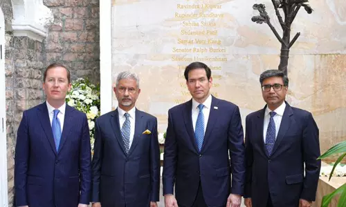 ताज होटल में मार्को रुबियो ने चढ़ाए फूल आतंकवाद के खिलाफ दिया संदेश