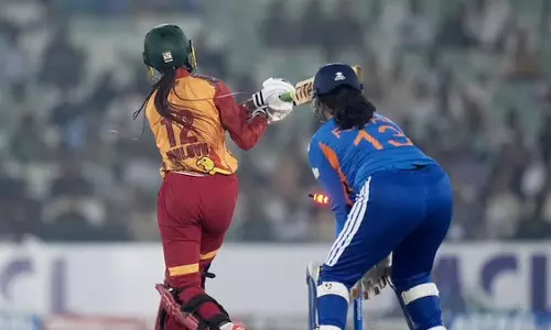 IND-W vs ZIM-W: 6 ओवर में जिम्बाब्वे के 2 विकेट गिरे IND-W vs ZIM-W: 6 ओवर में जिम्बाब्वे के 2 विकेट गिरे