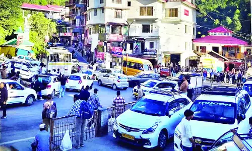 बनीखेत में बस अड्डा नहीं, चौक पर जाम ही जाम