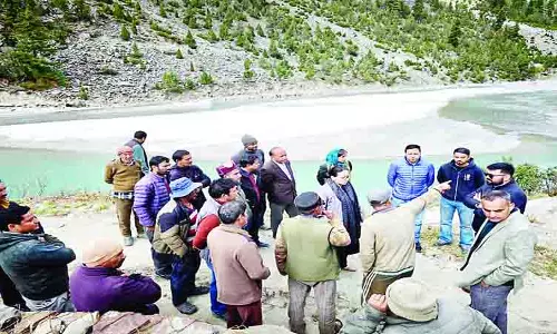 करपट में पुल निर्माण की तैयारी