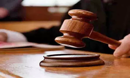 पत्नी को प्रतिमाह दो 20 हजार