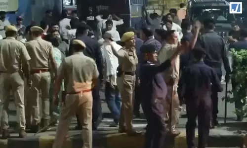 जयपुर में यूथ कांग्रेस का उग्र प्रदर्शन, पुलिस ने किया लाठीचार्ज