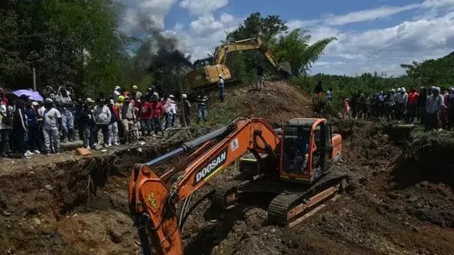 सोने की खदान में बड़ा हादसा, 14 की मौत सोने की खदान में बड़ा हादसा, 14 की मौत