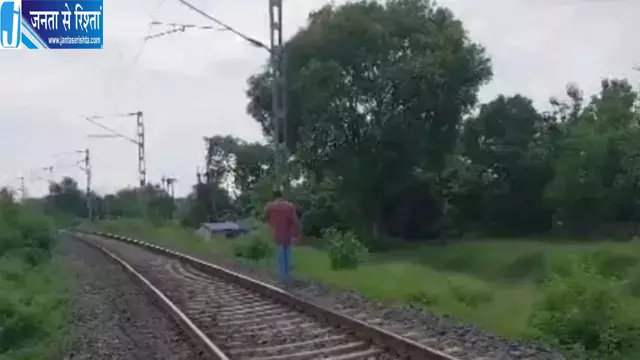 केरल में ट्रेन को पटरी से उतारने की साजिश, संदिग्ध हिरासत में केरल में ट्रेन को पटरी से उतारने की साजिश, संदिग्ध हिरासत में