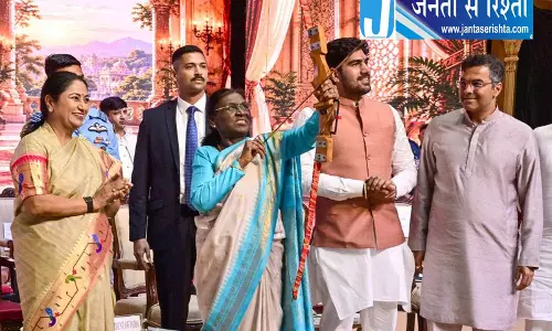 समाज से बुराइयों को मिटाने का संकल्प लें, मुख्यमंत्री रेखा गुप्ता की अपील