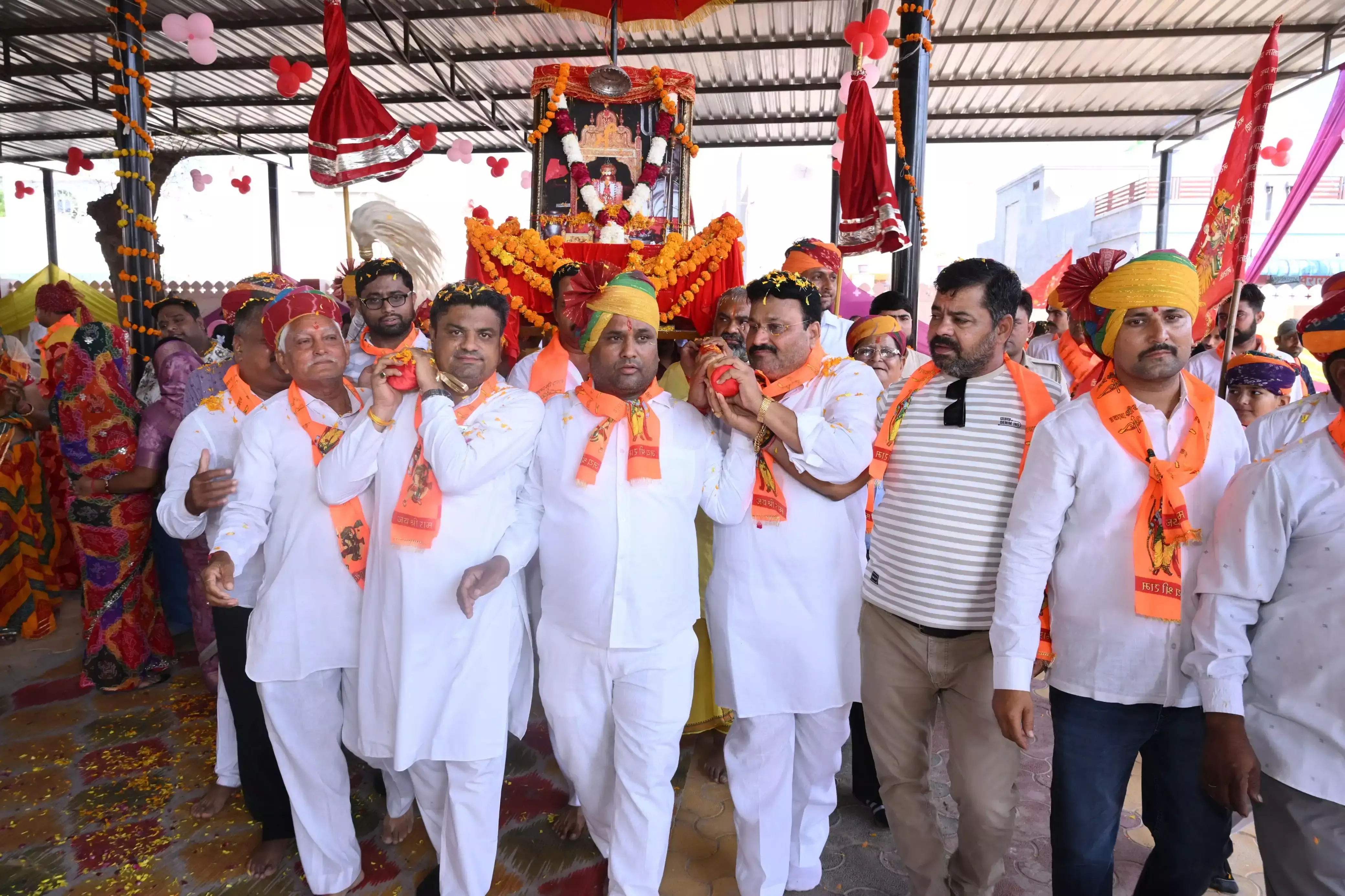 श्रद्धा और उल्लास के साथ मनाया मां करणी जी का जन्मोत्सव
