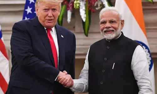 भारत-अमेरिका व्यापार समझौते पर ट्रंप का बड़ा ऐलान, बोले- डील के बेहद करीब हैं दोनों देश भारत-अमेरिका व्यापार समझौते पर ट्रंप का बड़ा ऐलान, बोले- डील के बेहद करीब हैं दोनों देश