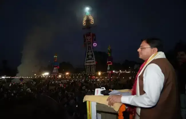 देहरादून में 181 फुट के रावण का दहन, रामराज्य की भावना पर सीएम का जोर