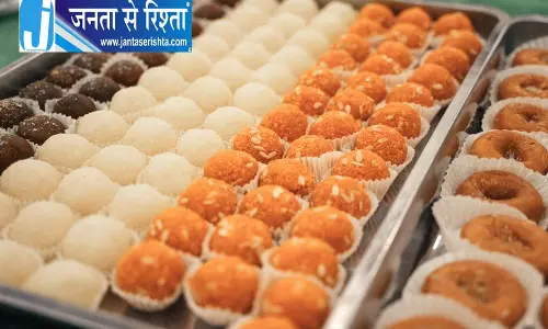 दिल्ली में मिठाई बनाने वाली इकाइयों की खुली पोल, सफाई व्यवस्था में मिली कमियां