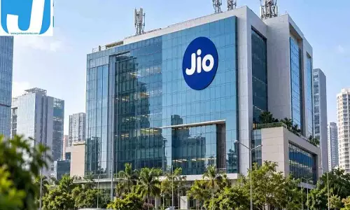 मुकेश अंबानी के Jio IPO की धमाकेदार एंट्री, घंटेभर में फुल सब्सक्राइब, ₹13,428 से निवेश का मौका
