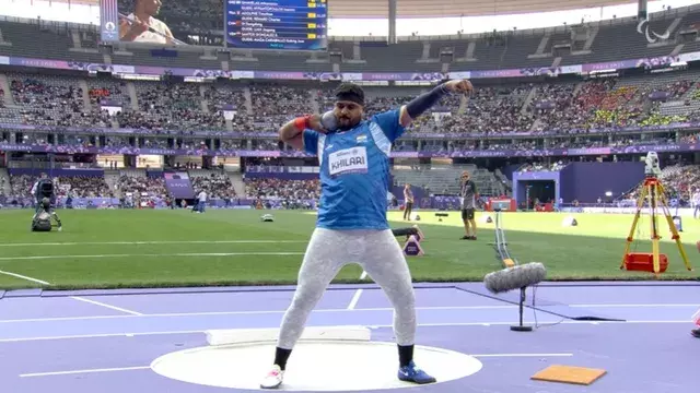 पोडियम पर तीनों भारतीय, सचिन खिलारी ने गेम्स रिकॉर्ड के साथ जीता स्वर्ण पोडियम पर तीनों भारतीय, सचिन खिलारी ने गेम्स रिकॉर्ड के साथ जीता स्वर्ण