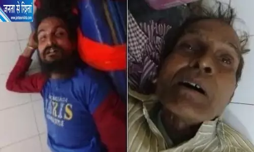 काले नाग को पकड़कर दिखा रहे थे करतब, पिता-पुत्र को डसा काले नाग को पकड़कर दिखा रहे थे करतब, पिता-पुत्र को डसा