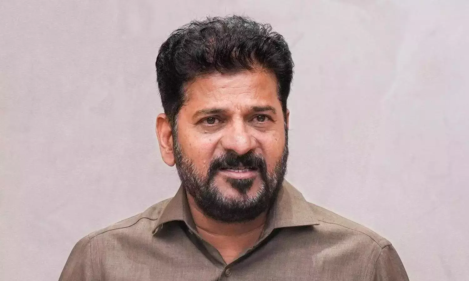 तेलंगाना के राज्यपाल, सीएम रेवंत रेड्डी ने लोगों को दशहरा की शुभकामनाएं दीं