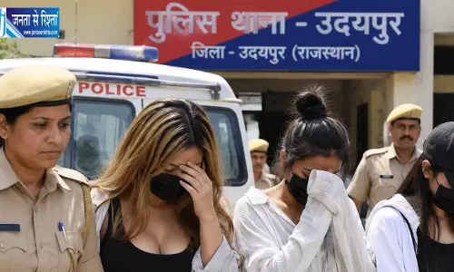 उदयपुर में पुलिस की रेड, 3 विदेशी महिलाएं हिरासत में