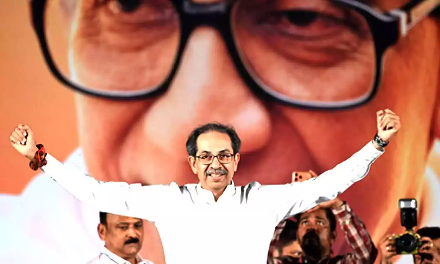 जनता इसे कभी स्वीकार नहीं करेगी: उद्धव ठाकरे की भगवा पहचान, सत्ता परिवर्तन टिप्पणी पर एनडीए