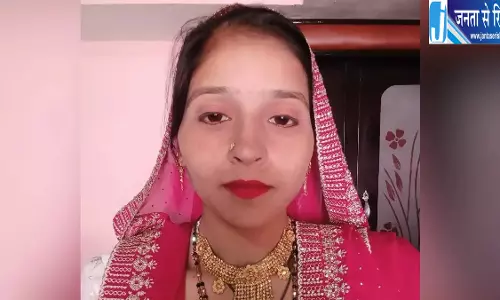 प्रेमी संग भागी तीन बच्चों की मां की हत्या