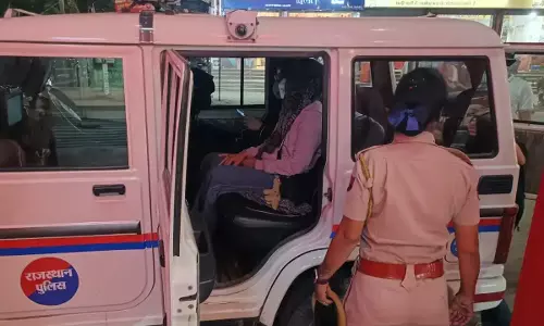 स्पा सेंटर पर कार्रवाई, थाईलैंड मूल की तीन महिलाएं हिरासत में