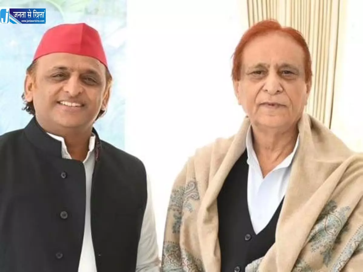 अखिलेश-आजम की मुलाकात पर सबकी नजर अखिलेश-आजम की मुलाकात पर सबकी नजर