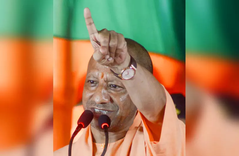 नए उत्तर प्रदेश में कानून से ऊपर कोई नहीं: मुख्यमंत्री योगी नए उत्तर प्रदेश में कानून से ऊपर कोई नहीं: मुख्यमंत्री योगी