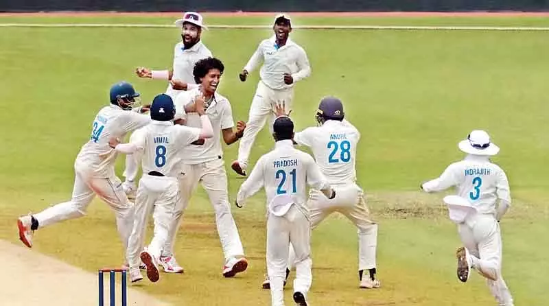 साई किशोर की हैट्रिक से जीता तमिलनाडु, उत्तराखंड पारी और 66 रन से हारा साई किशोर की हैट्रिक से जीता तमिलनाडु, उत्तराखंड पारी और 66 रन से हारा