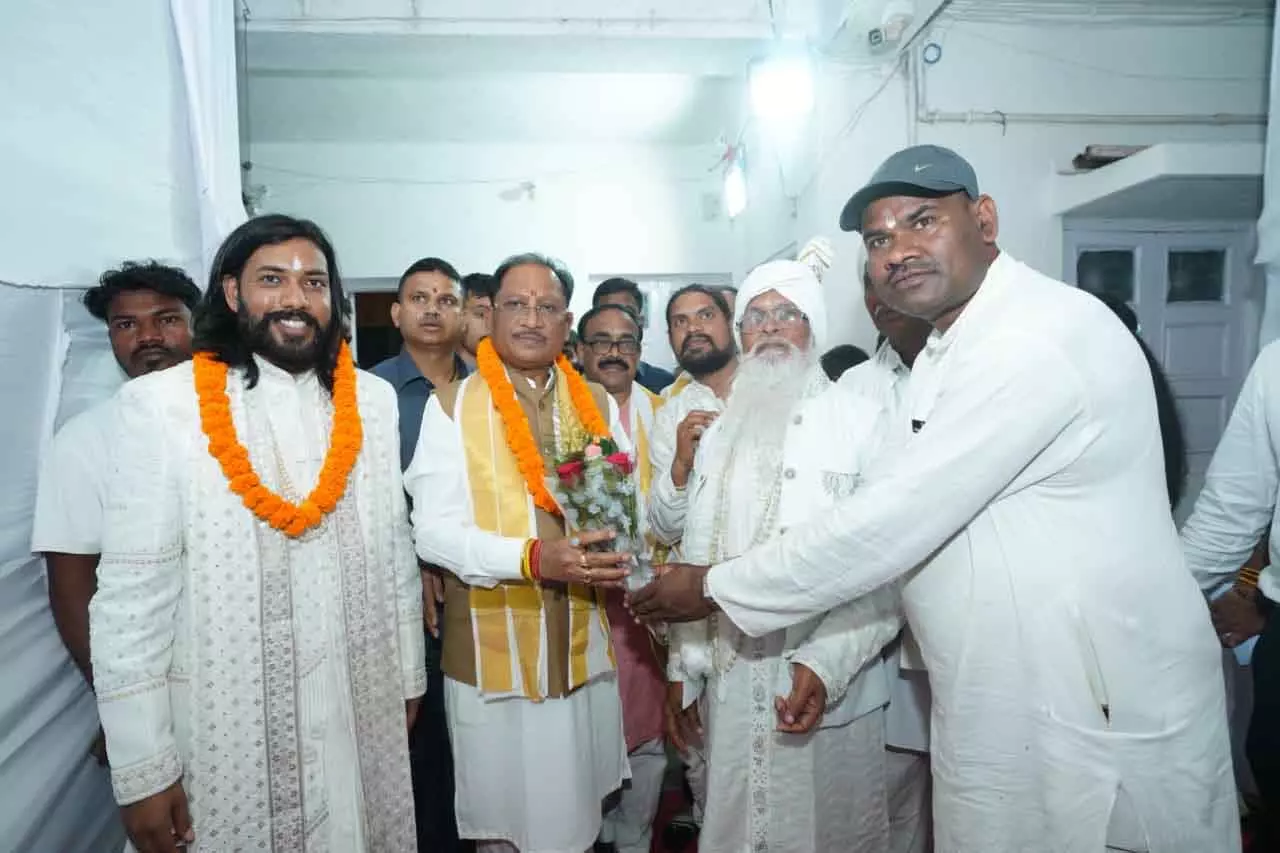 मुख्यमंत्री विष्णुदेव साय भण्डारपुरी धाम में आयोजित गुरु दर्शन एवं संत समागम मेले में हुए शामिल मुख्यमंत्री विष्णुदेव साय भण्डारपुरी धाम में आयोजित गुरु दर्शन एवं संत समागम मेले में हुए शामिल