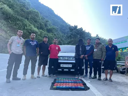 पुलिस ने 2.91 करोड़ रुपए की हेरोइन के साथ मणिपुर के एक व्यक्ति को गिरफ्तार किया पुलिस ने 2.91 करोड़ रुपए की हेरोइन के साथ मणिपुर के एक व्यक्ति को गिरफ्तार किया