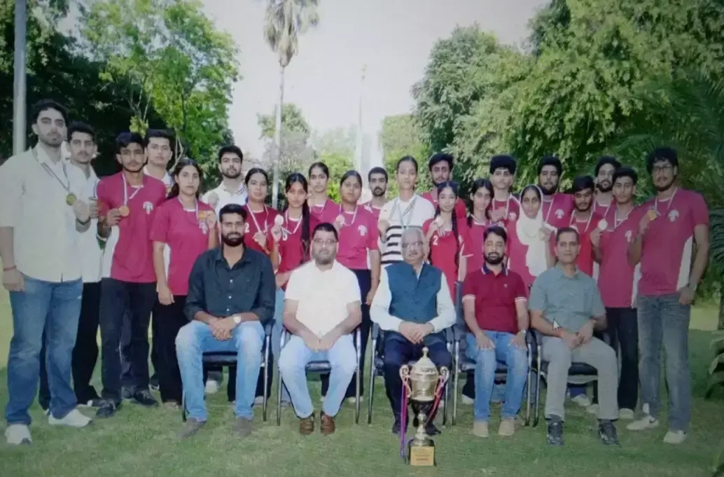 जीजीएम साइंस कॉलेज ने बॉक्सिंग में दोनों वर्गों का खिताब अपने नाम किया
