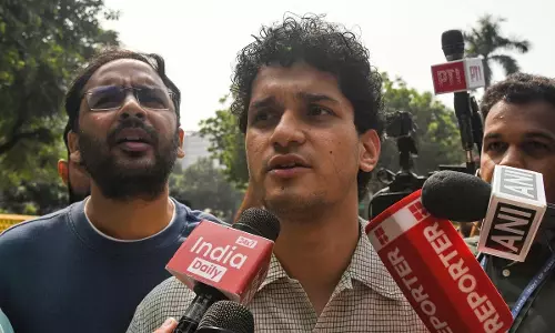 जेल से रिहा होते ही CJP नेताओं की बढ़ीं मुश्किलें, क्राइम ब्रांच ने थमाया समन, आज होगी पूछताछ