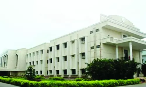 एनटीआर विश्वविद्यालय ने एमबीबीएस सीट आवंटन में अनियमितताओं की निंदा की एनटीआर विश्वविद्यालय ने एमबीबीएस सीट आवंटन में अनियमितताओं की निंदा की