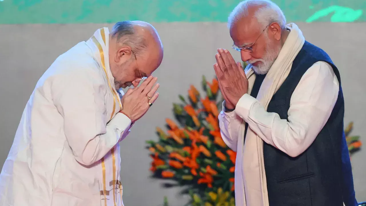 अमित शाह को जन्मदिन: पीएम मोदी ने दी शुभकामनाएं अमित शाह को जन्मदिन: पीएम मोदी ने दी शुभकामनाएं