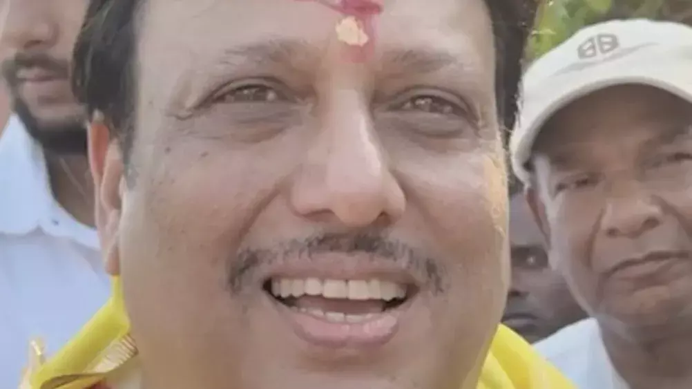 गोविंदा ने मनाया दशहरा: जगन्नाथ मंदिर में की पूजा-अर्चना