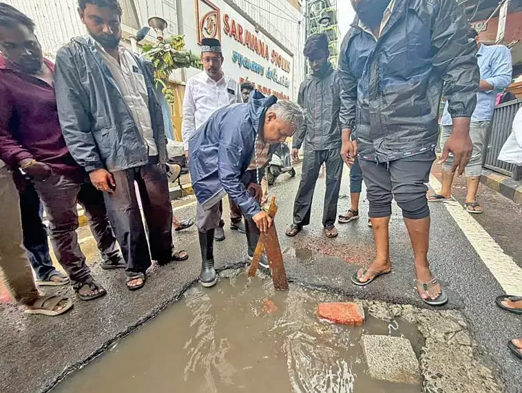 Tamil Nadu: वेलाचेरी निवासियों का कहना है, हमें बाढ़ का स्थायी समाधान दें