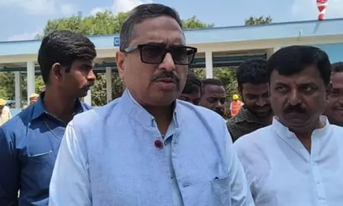 तेलंगाना के मुख्य सचिव ने अधिकारियों को योजनाएं बनाने का निर्देश दिया