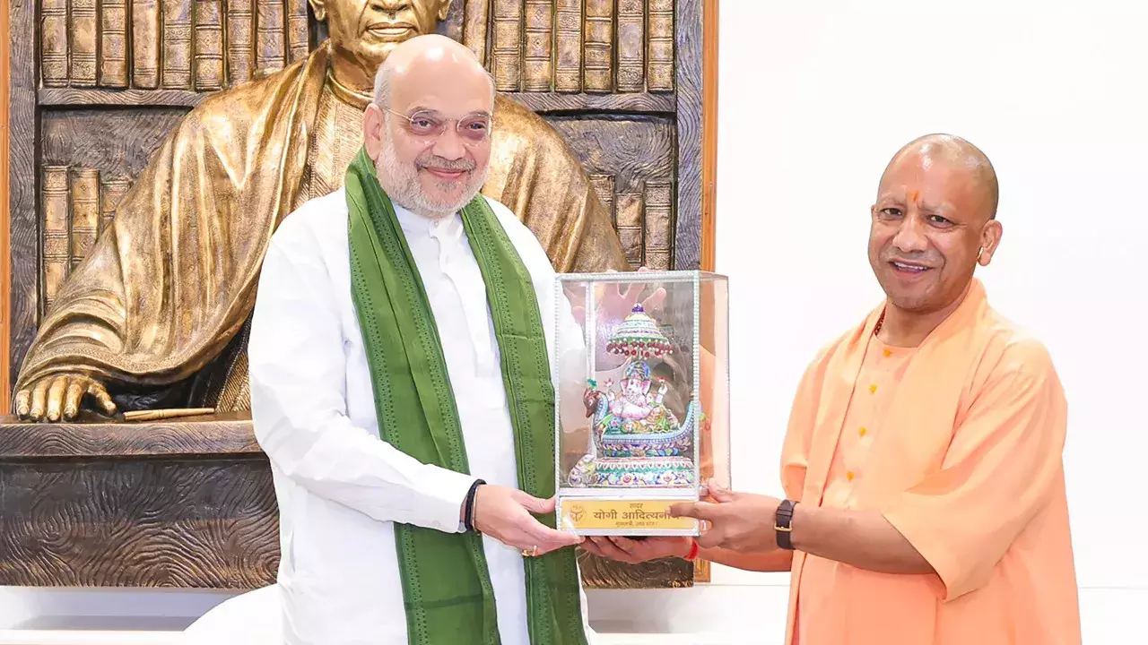गृह मंत्री शाह को सीएम योगी ने दी जन्मदिन की शुभकामनाएं