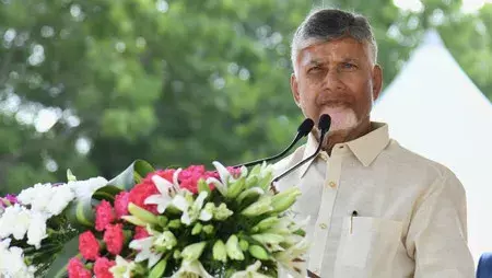 YSRCP पर भड़का NDA: षड्यंत्र के तहत रोके जा रहे स्थानीय चुनाव YSRCP पर भड़का NDA: षड्यंत्र के तहत रोके जा रहे स्थानीय चुनाव
