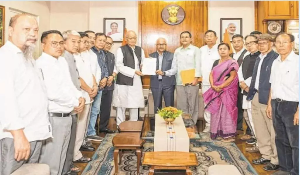 मणिपुर में नई हिंसा पर विपक्ष की चिंता, इंडिया गठबंधन ने मांगा तत्काल हस्तक्षेप