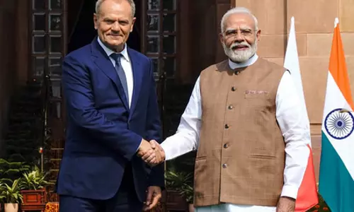 हैदराबाद हाउस में प्रधानमंत्री मोदी से मिले पोलैंड के पीएम डोनाल्ड टस्क हैदराबाद हाउस में प्रधानमंत्री मोदी से मिले पोलैंड के पीएम डोनाल्ड टस्क