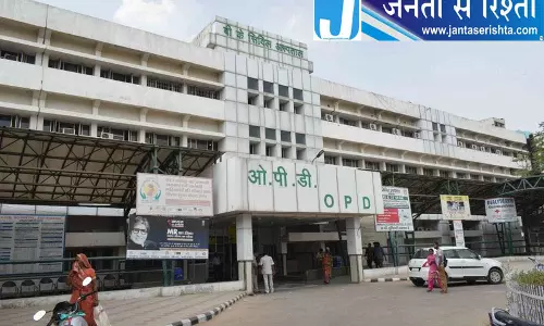 फ़रीदाबाद के बीके अस्पताल में डॉक्टरों, बिस्तरों और एम्बुलेंस की कमी फ़रीदाबाद के बीके अस्पताल में डॉक्टरों, बिस्तरों और एम्बुलेंस की कमी