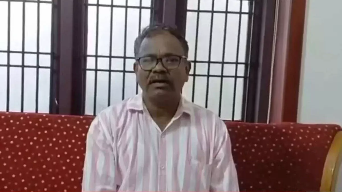 कतर में लूट के बाद बीजेपी नेता का दावा: मिले सिर्फ 50 हजार कतर में लूट के बाद बीजेपी नेता का दावा: मिले सिर्फ 50 हजार