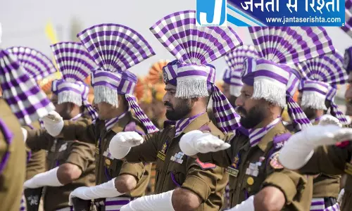 एलजी सिन्हा का आतंकवाद के खिलाफ संकल्प, पुलिस शहीदों को दी श्रद्धांजलि एलजी सिन्हा का आतंकवाद के खिलाफ संकल्प, पुलिस शहीदों को दी श्रद्धांजलि