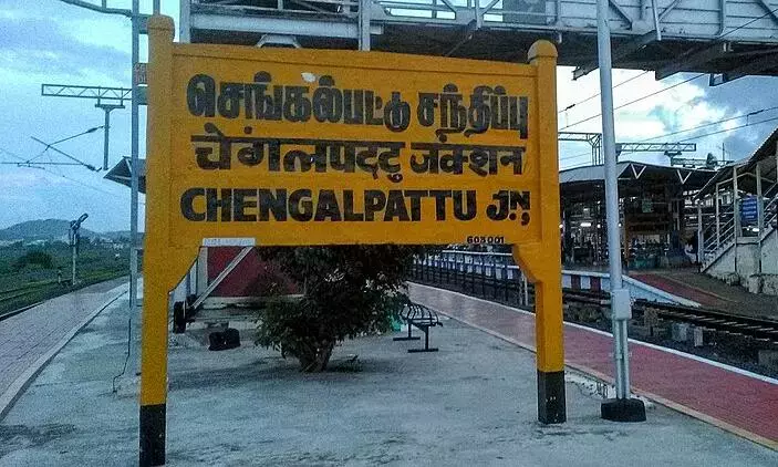 Tamil Nadu: चेंगलपेट कलेक्टर ने आवासीय क्षेत्रों के पास झीलों, नहरों का निरीक्षण किया Tamil Nadu: चेंगलपेट कलेक्टर ने आवासीय क्षेत्रों के पास झीलों, नहरों का निरीक्षण किया