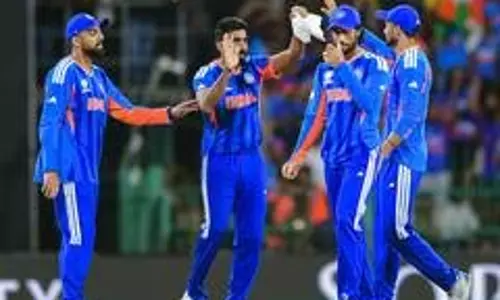 भारत की पारी लड़खड़ाई, महज 29 रन के भीतर गिरे चार विकेट, तिलक के बाद ईशान किशन भी आउट