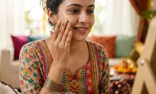 करवा चौथ पर खूबसूरती बढ़ाएंगे ये घरेलू नुस्खे