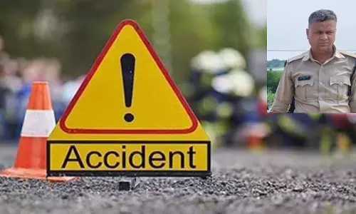 हाईवे पर चेकिंग कर रहे पुलिस कांस्टेबल को लोडिंग वाहन ने कुचला, दर्दनाक मौत हाईवे पर चेकिंग कर रहे पुलिस कांस्टेबल को लोडिंग वाहन ने कुचला, दर्दनाक मौत