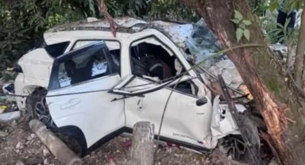 डिब्रूगढ़ विश्वविद्यालय के पास सड़क दुर्घटना में दो की मौत