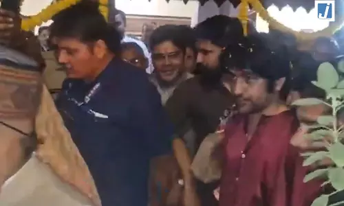 डिप्टी सीएम राजेंद्र शुक्ल के निवास पहुंचे बागेश्वर धाम के धीरेंद्र शास्त्री